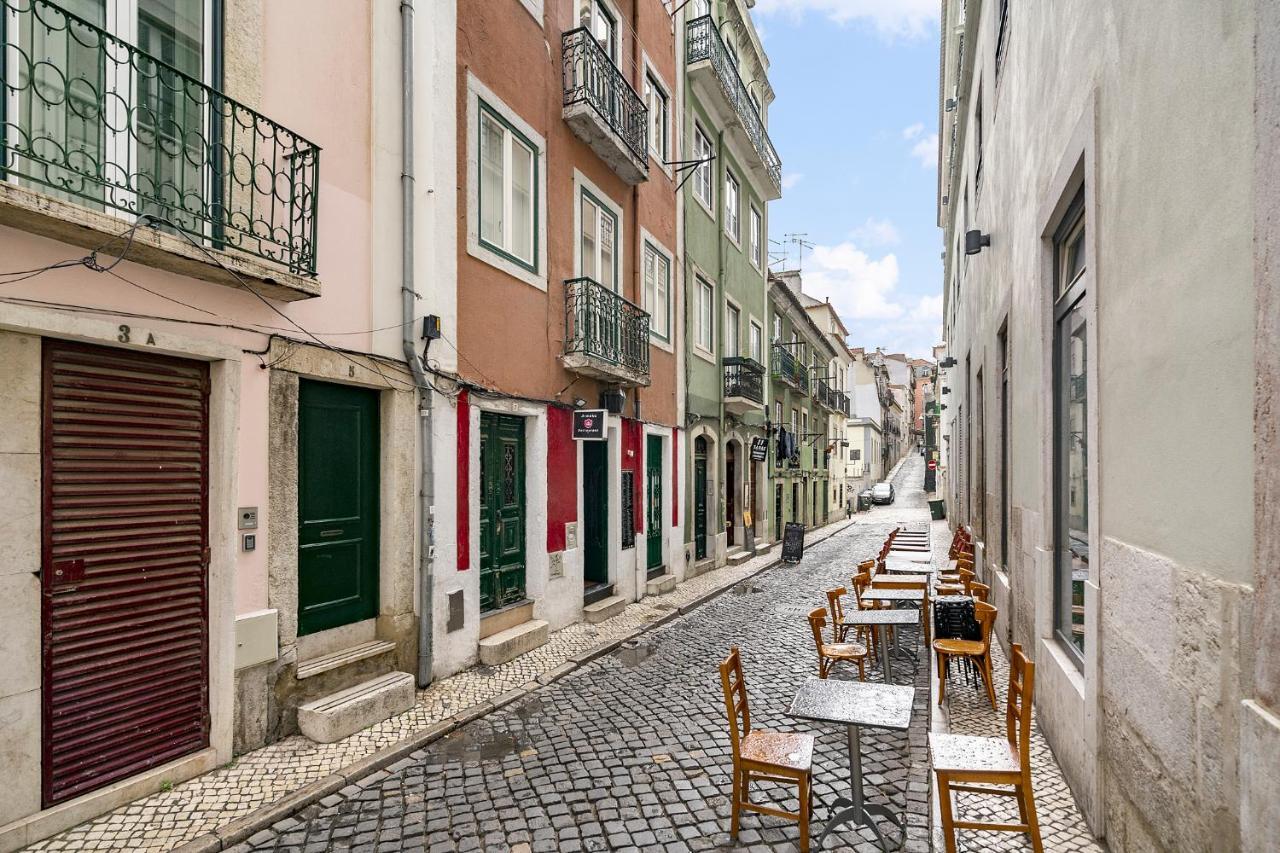 Whome Bairro Alto 2-bed Location Fully Equipped Lejlighed *